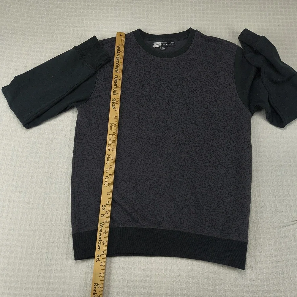 M.C. 2QUAR3D Mens XL Black Gray Geometric‎ Crackle Print Crew Neck Sweatshirt